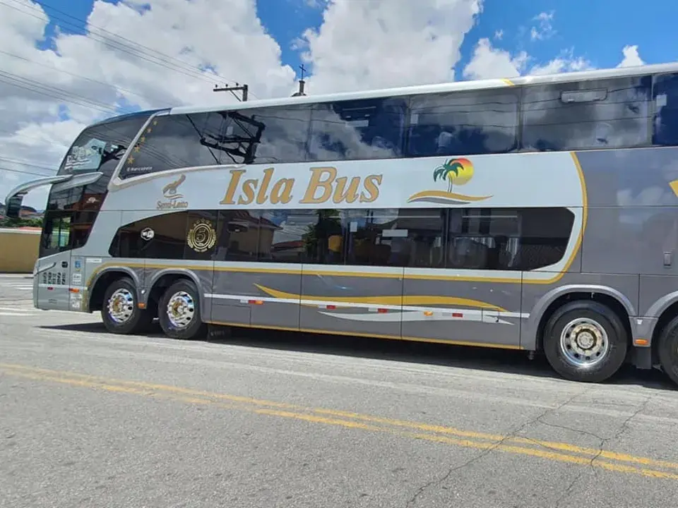 ônibus com banheiro para viagem